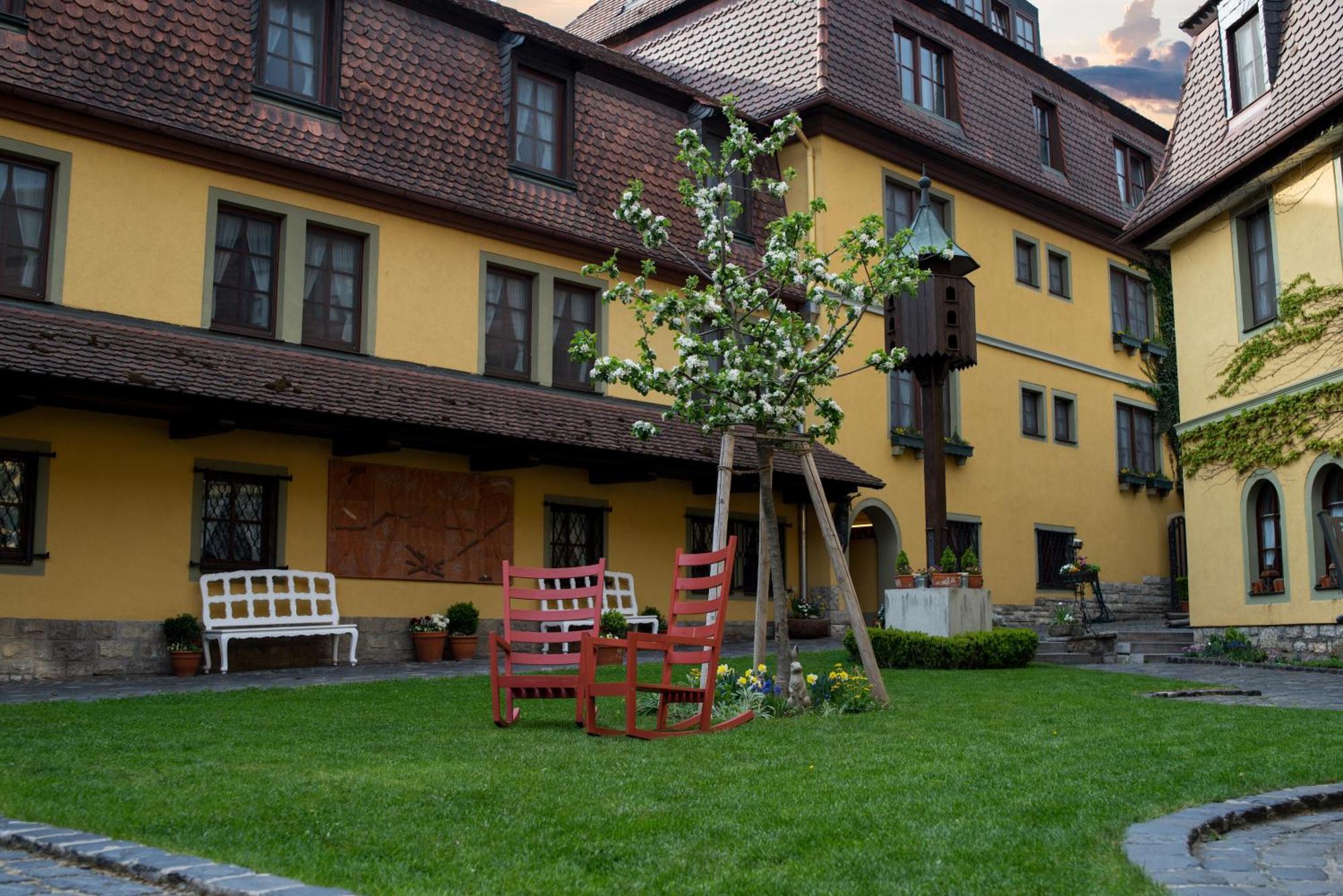 Hotel Leicht Biebelried Extérieur photo