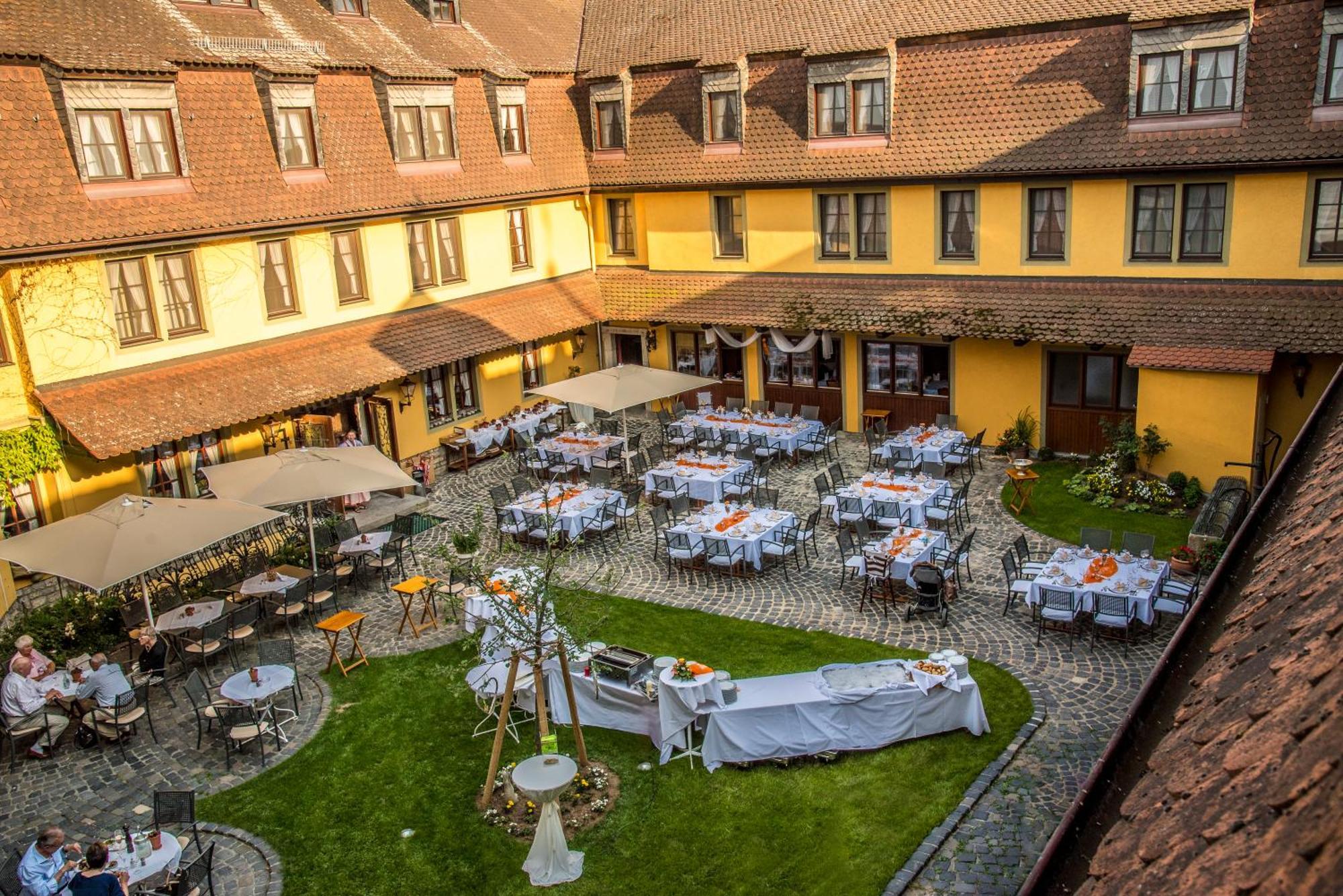 Hotel Leicht Biebelried Extérieur photo