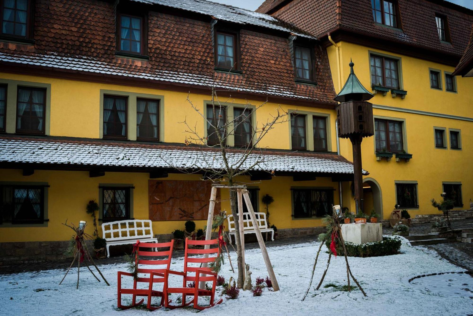 Hotel Leicht Biebelried Extérieur photo
